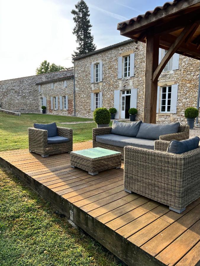 Bed and Breakfast La Girarde Saint-Quentin-de-Caplong Exterior foto