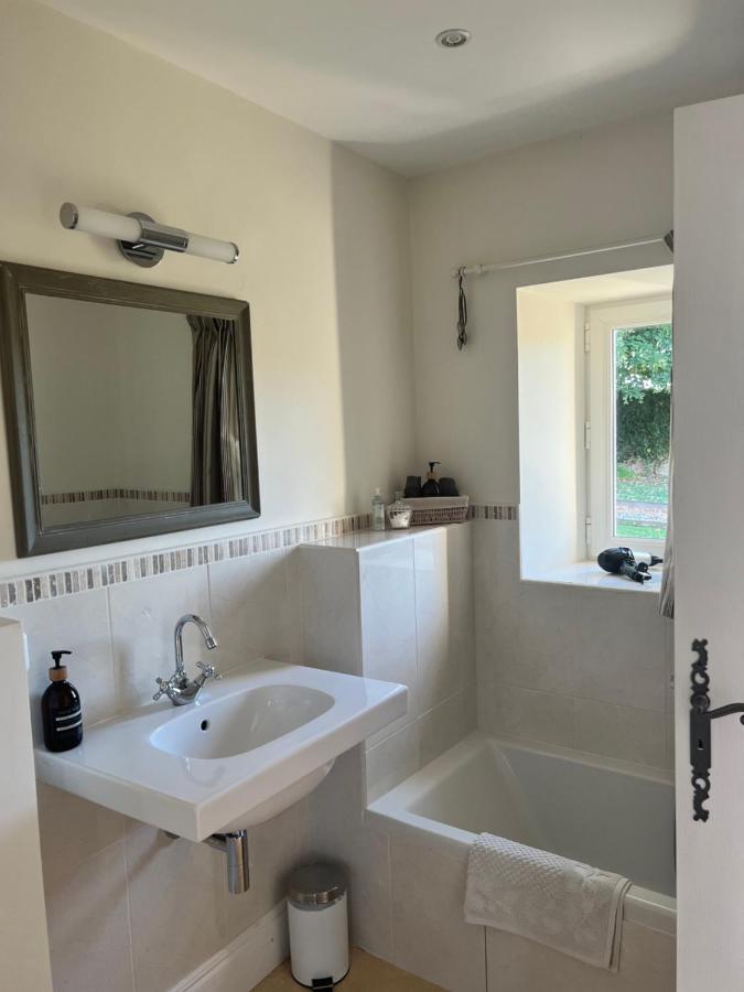 Bed and Breakfast La Girarde Saint-Quentin-de-Caplong Exterior foto