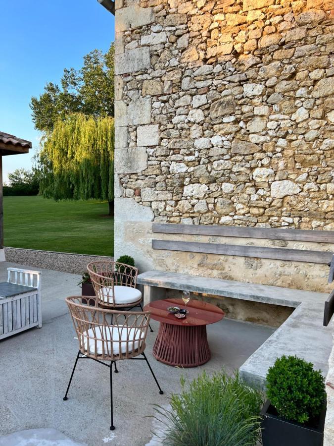 Bed and Breakfast La Girarde Saint-Quentin-de-Caplong Exterior foto